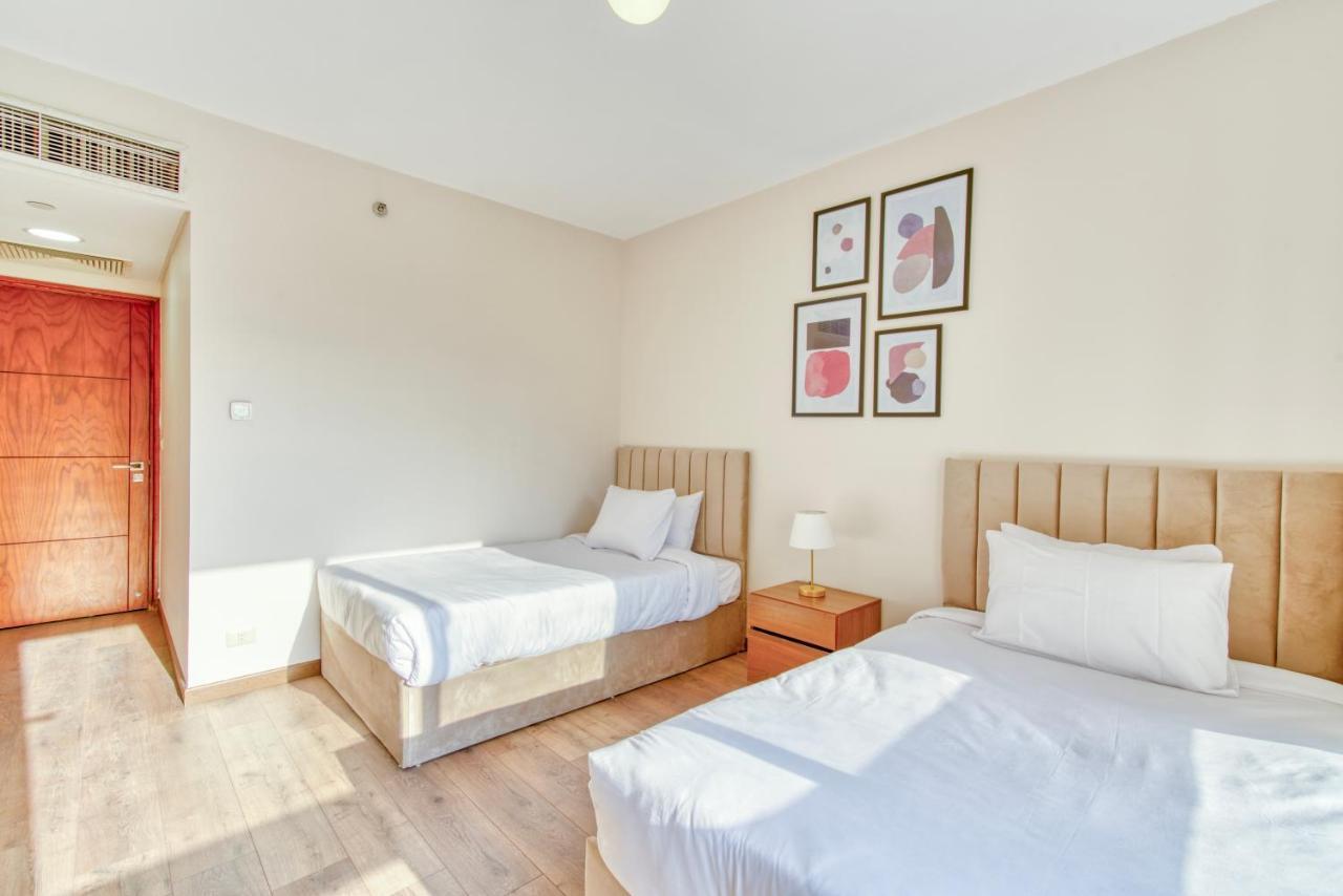 Lofts By Elegant Apartment Kairo Bagian luar foto