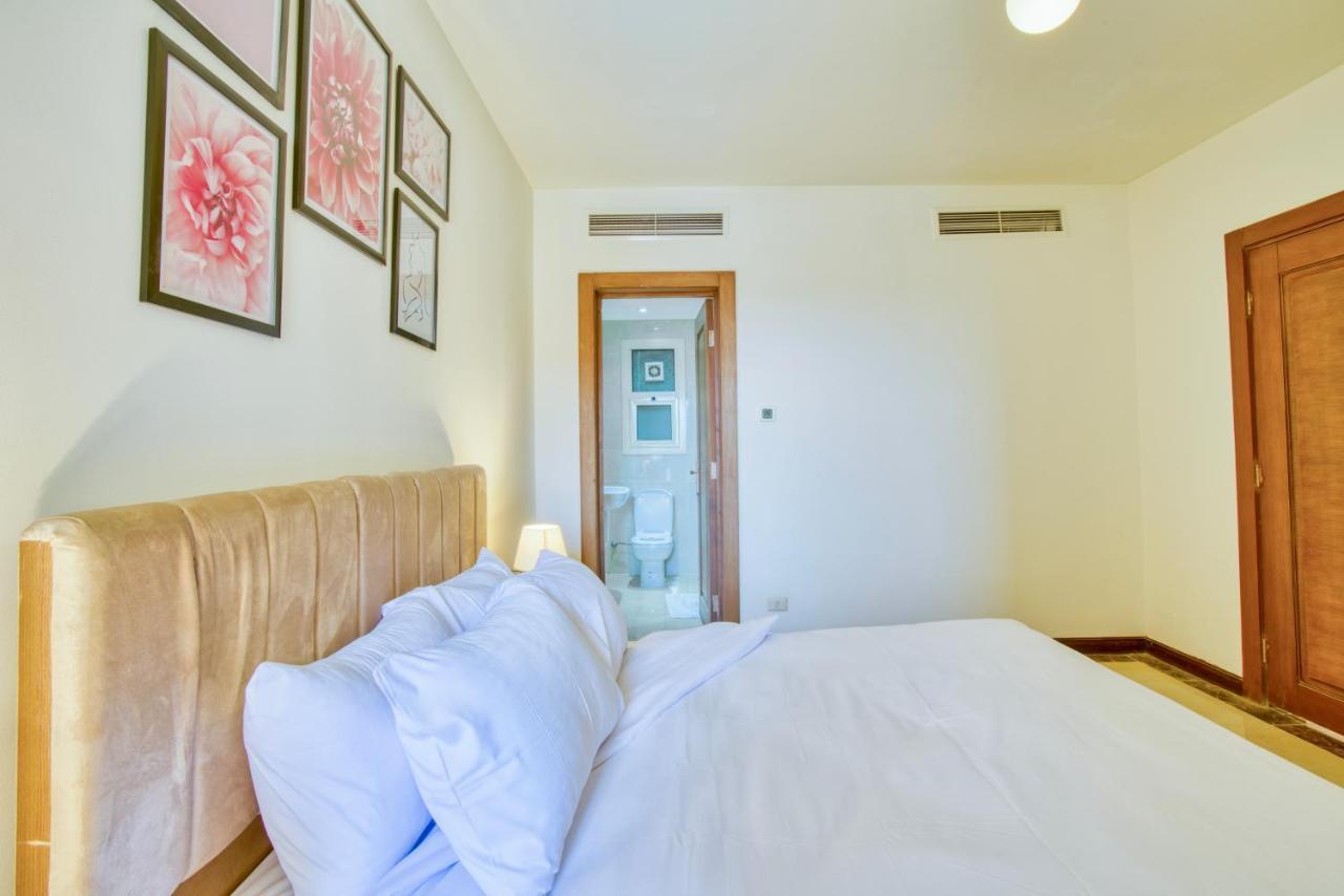 Lofts By Elegant Apartment Kairo Bagian luar foto